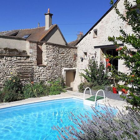 Chambre Quadruple Avec Piscine Au Bord De La Loire - Fr-1-590-474 Bed & Breakfast Ousson-sur-Loire Eksteriør bilde