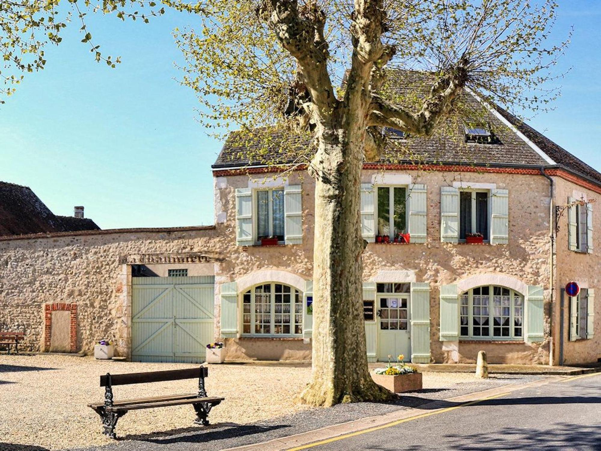 Chambre Quadruple Avec Piscine Au Bord De La Loire - Fr-1-590-474 Bed & Breakfast Ousson-sur-Loire Eksteriør bilde